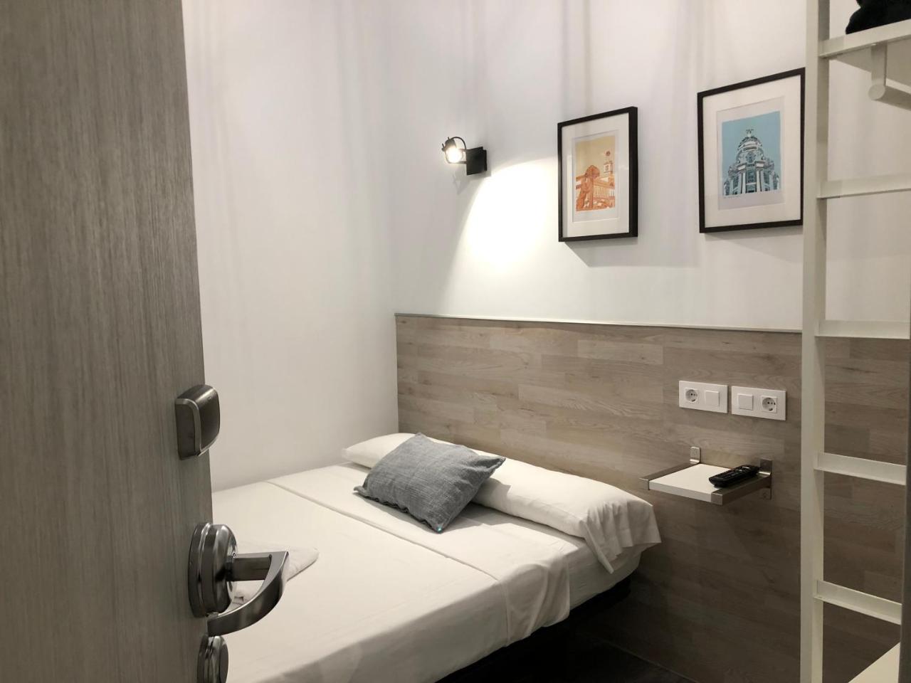 Hostal Rias Bajas Madrid Dış mekan fotoğraf