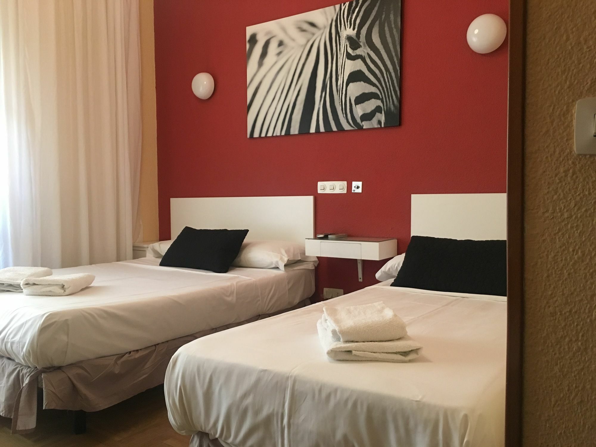 Hostal Rias Bajas Madrid Dış mekan fotoğraf